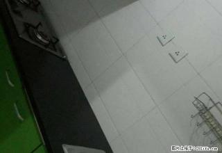 此房免中介费！15小区2楼 干净利落 700租 1室 家具齐 - 石河子28生活网 shz.28life.net